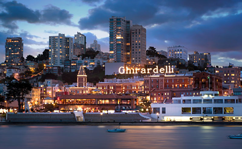 SAN FRANCISCO, CA Fairmont Heritage Place, Ghirardelli Square Fairmont Residences, Ghirardelli Square